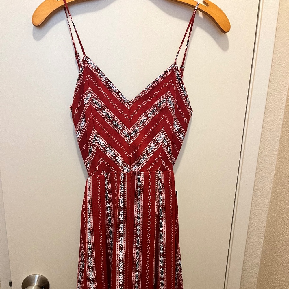 Multiple color red Lulus Midi Dress